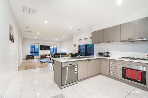 Property photo of 8 Folger Road Craigieburn VIC 3064