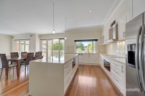 Property photo of 15 Lynden Street Camberwell VIC 3124