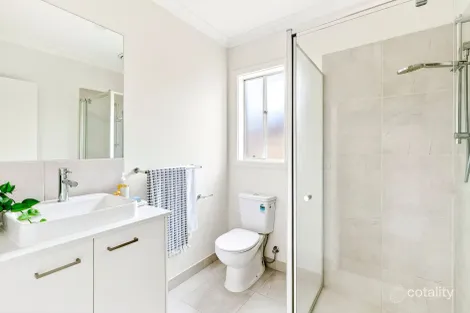 Property photo of 4 Citrinus Street Mount Duneed VIC 3217