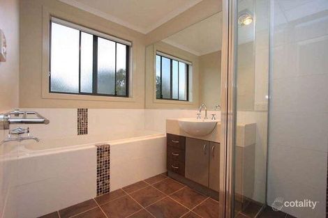 Property photo of 61 Firestone Way West Wodonga VIC 3690