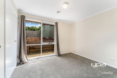Property photo of 18 Abelia Court Sunbury VIC 3429