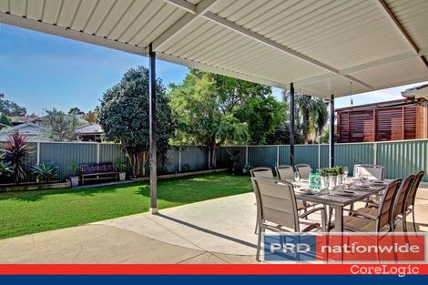Property photo of 10 Lilydale Avenue Peakhurst NSW 2210