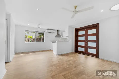 Property photo of 7 Goru Court Mooroobool QLD 4870