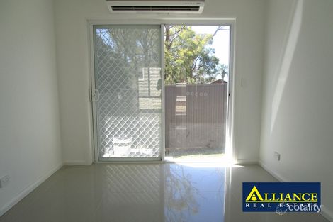 Property photo of 5 Palmer Close Illawong NSW 2234