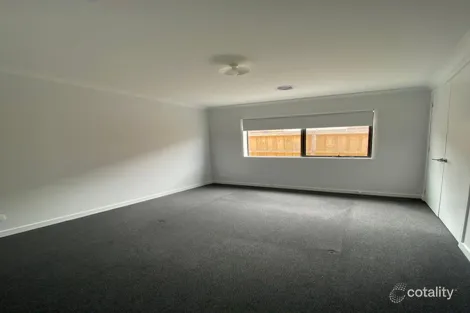 Property photo of 8 Claymore Street Beveridge VIC 3753