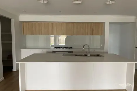 Property photo of 8 Claymore Street Beveridge VIC 3753