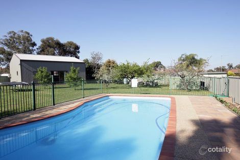 Property photo of 4 Atkins Place Estella NSW 2650