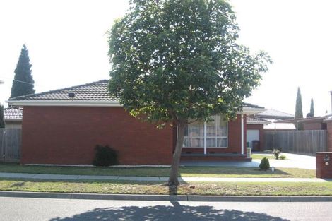 1/57 Bellbrook Dr, Dandenong North, VIC 3175