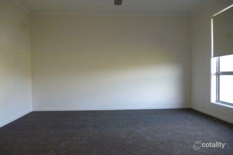 Property photo of 37 Bounty Circuit Eli Waters QLD 4655