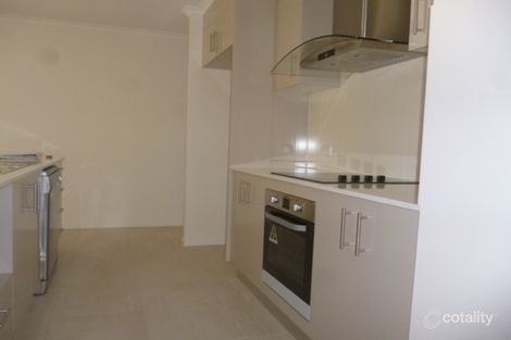 Property photo of 37 Bounty Circuit Eli Waters QLD 4655