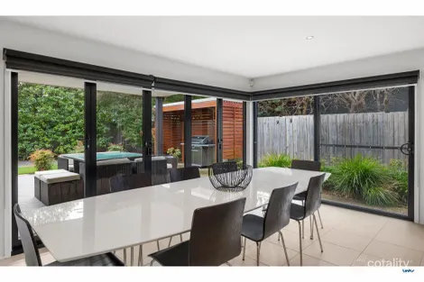 Property photo of 44 Loch Lomond Crescent Torquay VIC 3228