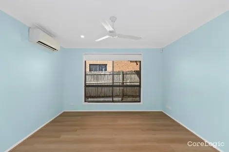 Property photo of 2 Selkirk Close Oxley QLD 4075