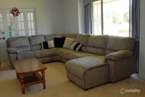 Property photo of 16 Mancini Drive Lake Wyangan NSW 2680