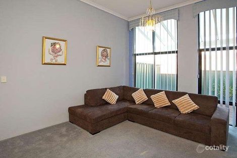 Property photo of 14 Ferndene Mews Hillarys WA 6025