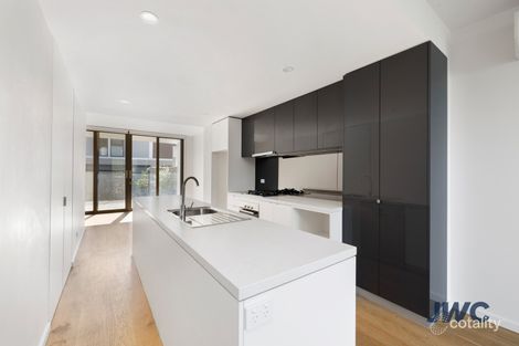 Property photo of 14 Nova Circuit Bundoora VIC 3083
