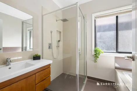 Property photo of 40 Bluejay Road Doreen VIC 3754