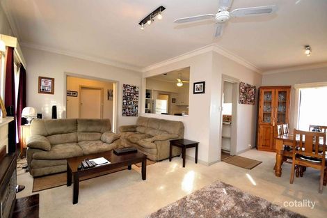 Property photo of 1 Beech Avenue Wendouree VIC 3355