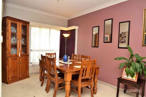 Property photo of 1 Beech Avenue Wendouree VIC 3355