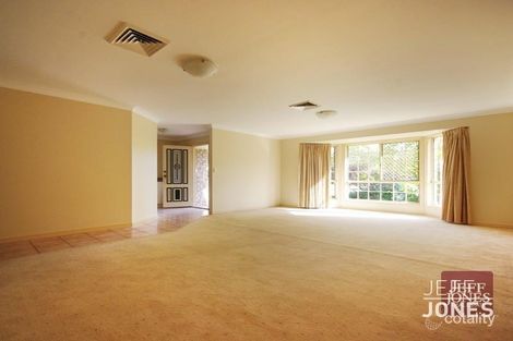 62 Nardie St, Eight Mile Plains, QLD 4113