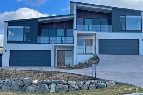 13a Jacaranda Pl, Mirador, NSW 2548