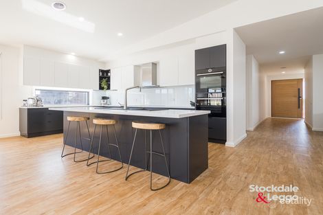 Property photo of 15 Albatross Drive Inverloch VIC 3996