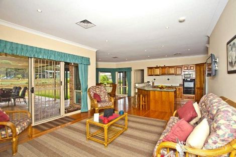 Property photo of 2 Vintage Row Branxton NSW 2335