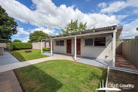 Property photo of 21 Seventeenth Avenue Parkside QLD 4825