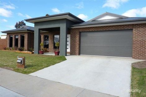 1 Kollmorgen Pl, Bairnsdale, VIC 3875
