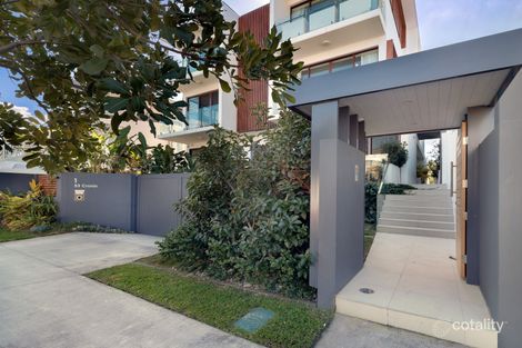 Property photo of 2/53 Cronin Avenue Main Beach QLD 4217