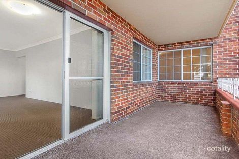 Property photo of 1/30 Hampton Court Road Carlton NSW 2218