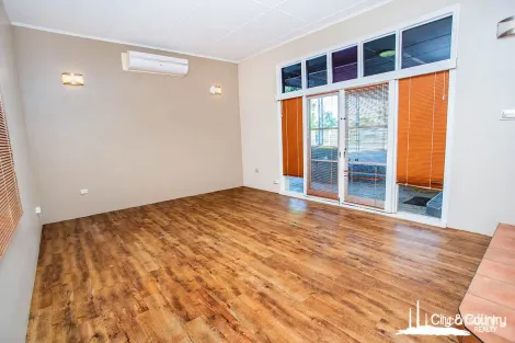 Property photo of 2 South Down Avenue Happy Valley QLD 4825