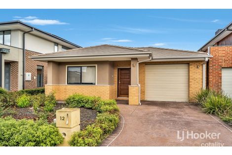 Property photo of 12 Milliners Avenue Keysborough VIC 3173