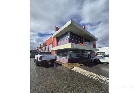 16/8 Hurley St, Canning Vale, WA 6155