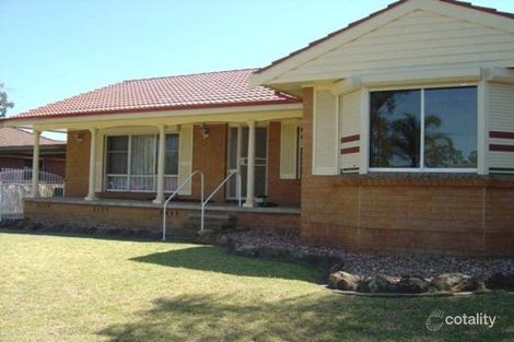 Property photo of 10 Mulligan Close St Clair NSW 2759
