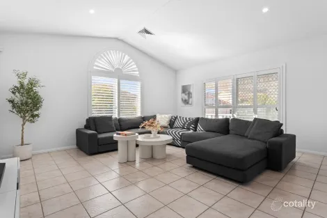 Property photo of 30 Hampton Crescent Prospect NSW 2148