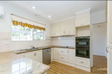 1 Redleaf Way, Wheelers Hill, VIC 3150