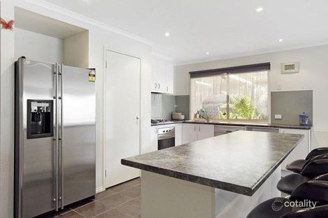 Property photo of 147 Keylana Drive Keysborough VIC 3173