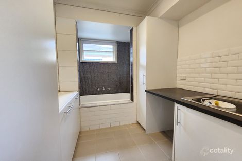 Property photo of 72 Kelvinside Road Noble Park VIC 3174