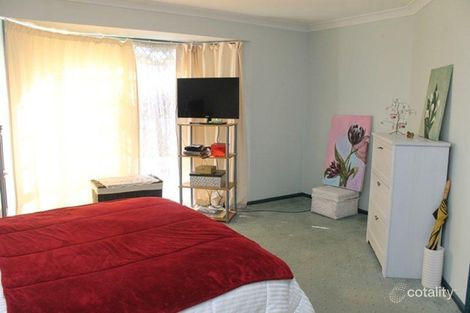 Property photo of 21 Beaufront Place Forest Lake QLD 4078