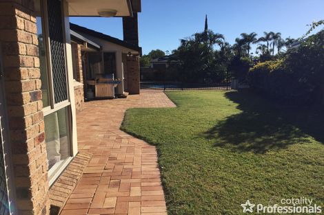 9 Bon Aire Ct, Clear Island Waters, QLD 4226