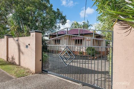 Property photo of 17 Kensington Avenue Seven Hills QLD 4170