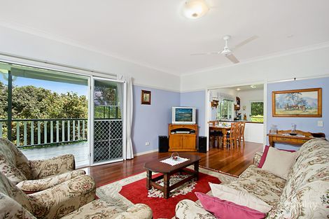 Property photo of 31 Eva Crescent Piggabeen NSW 2486