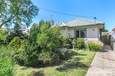 Property photo of 17 Hobson Street Newport VIC 3015