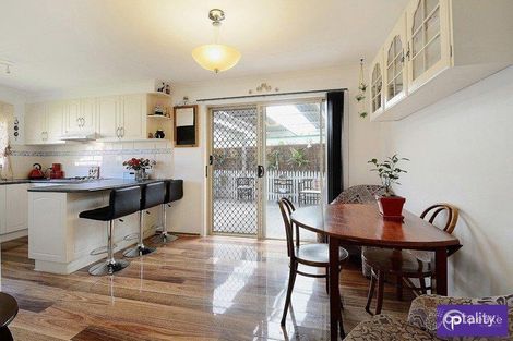 Property photo of 10 Amelia Close Beaconsfield VIC 3807