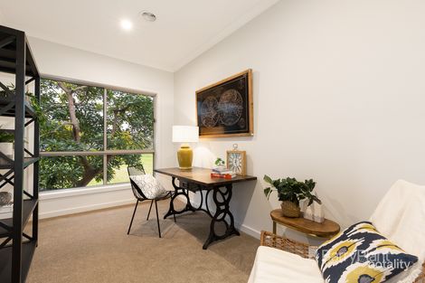 Property photo of 2/31 Churinga Avenue Mitcham VIC 3132
