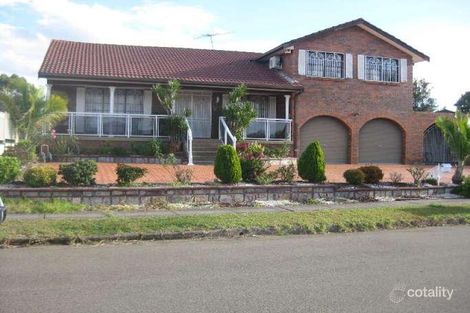 6 Corinda St, St Johns Park, NSW 2176