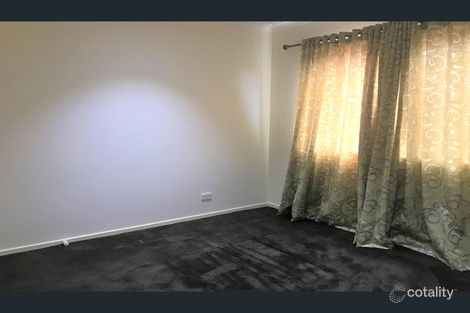 Property photo of 34 Woollahra Parade Taylors Hill VIC 3037