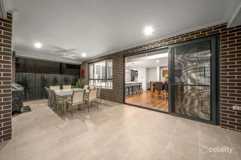 Property photo of 6 Deck Way Box Hill NSW 2765