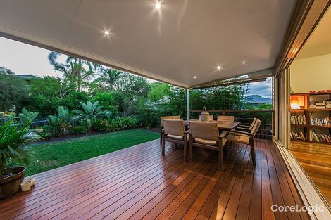 Property photo of 7 Grattan Terrace Wynnum QLD 4178