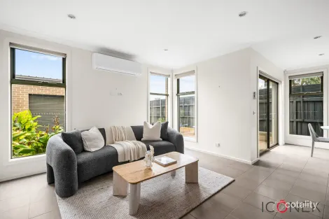 Property photo of 13 Carlow Walk Lalor VIC 3075